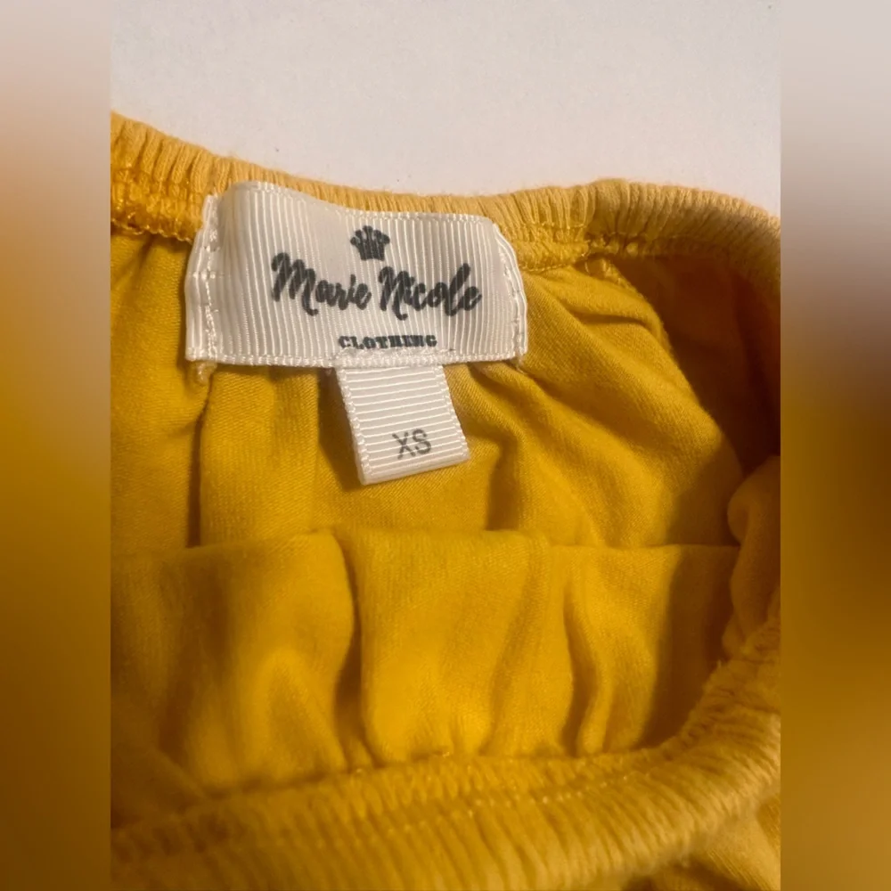 Marie Nicole 12-18M Outfit